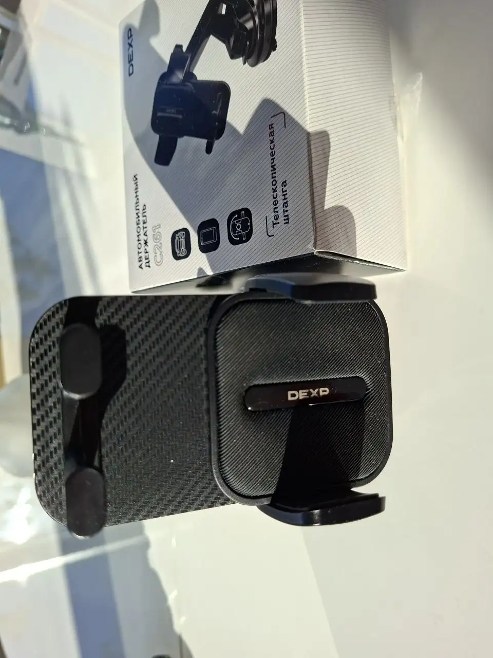 Держатель для телефона на присоске в машину, черный, б/у - Аксессуары (Авто) в Владивосток