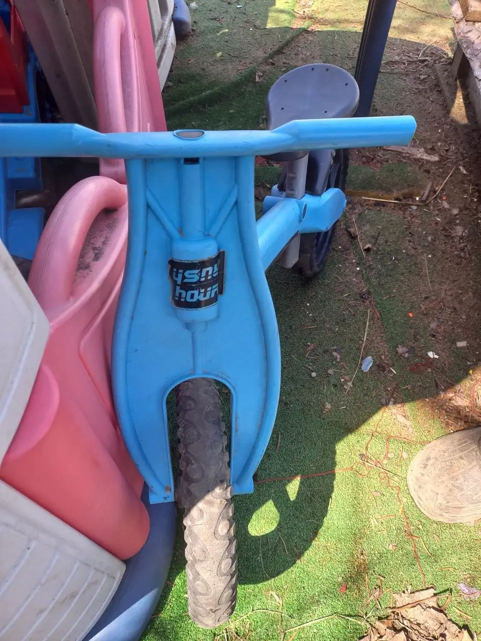 Беговел с регулируемым сидением - Товары для детей в Владивосток