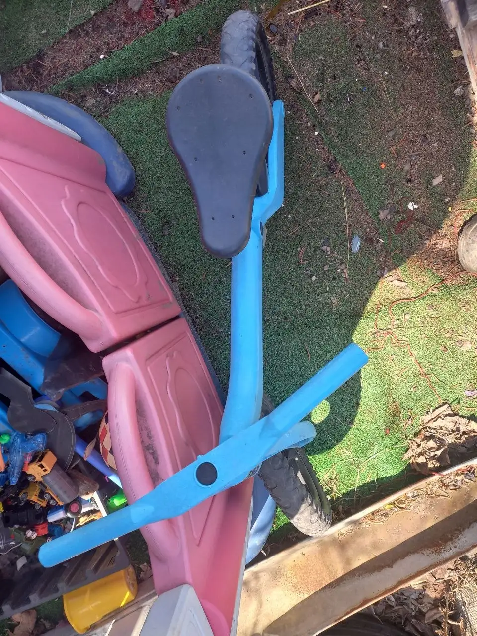 Беговел с регулируемым сидением - Товары для детей в Владивосток