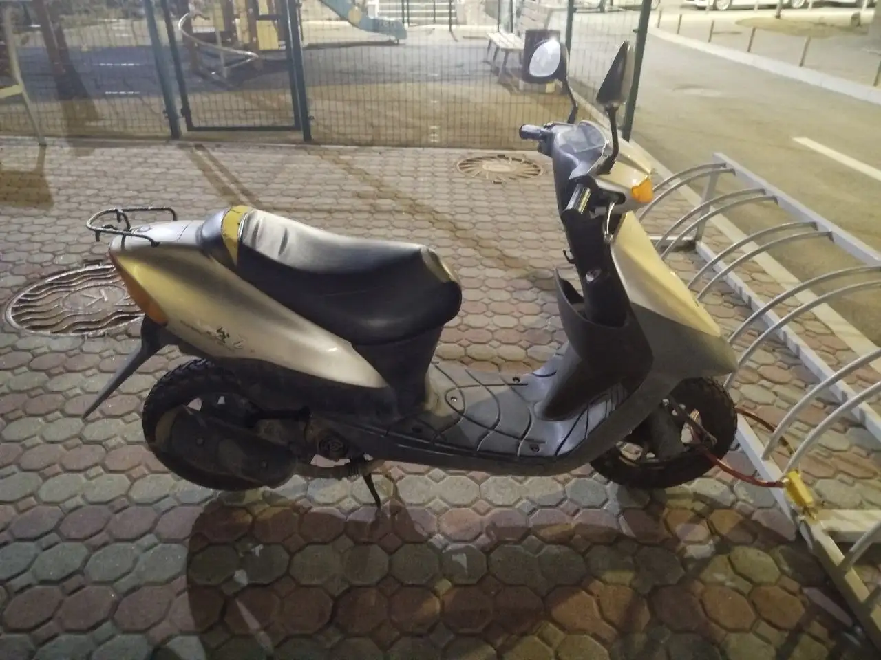 Продам Suzuki lets 2 в хорошем состоянии - Авто в Владивосток