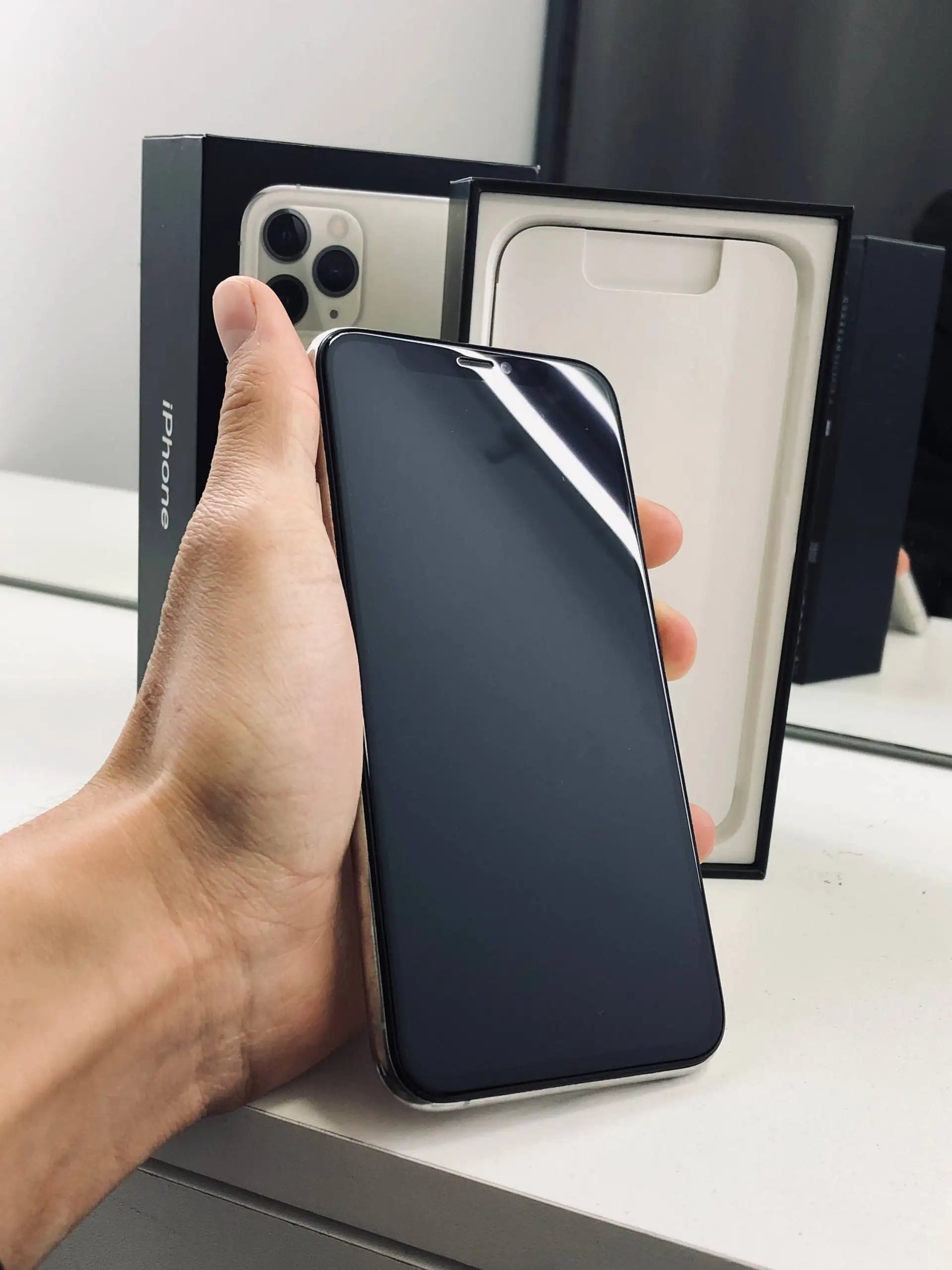 Продам iPhone 11 Pro 256GB - Смартфоны и гаджеты (Электроника) в Владивосток