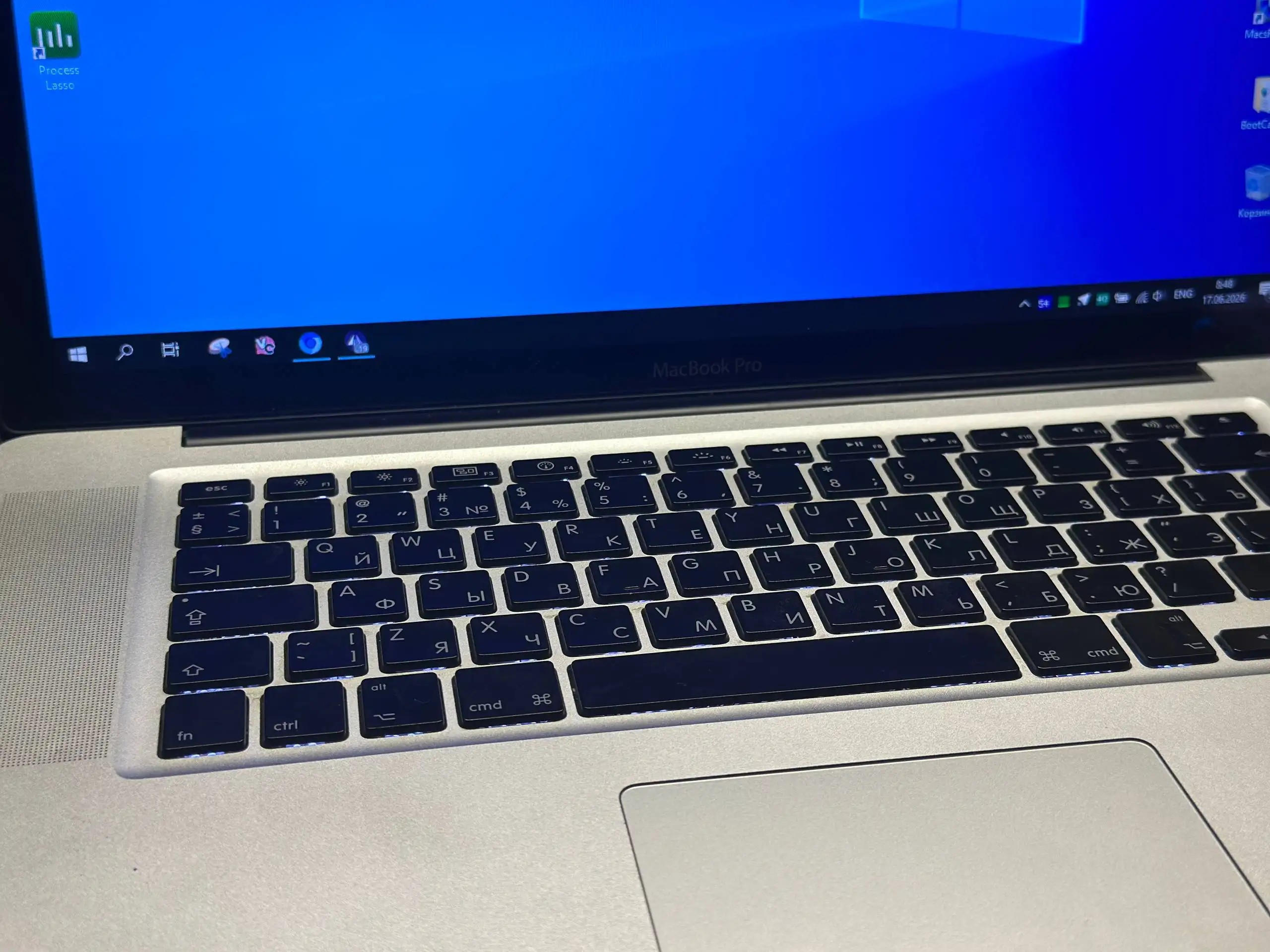 MacBook Pro 13 2009 Mid - Ноутбуки (Электроника) в Владивосток