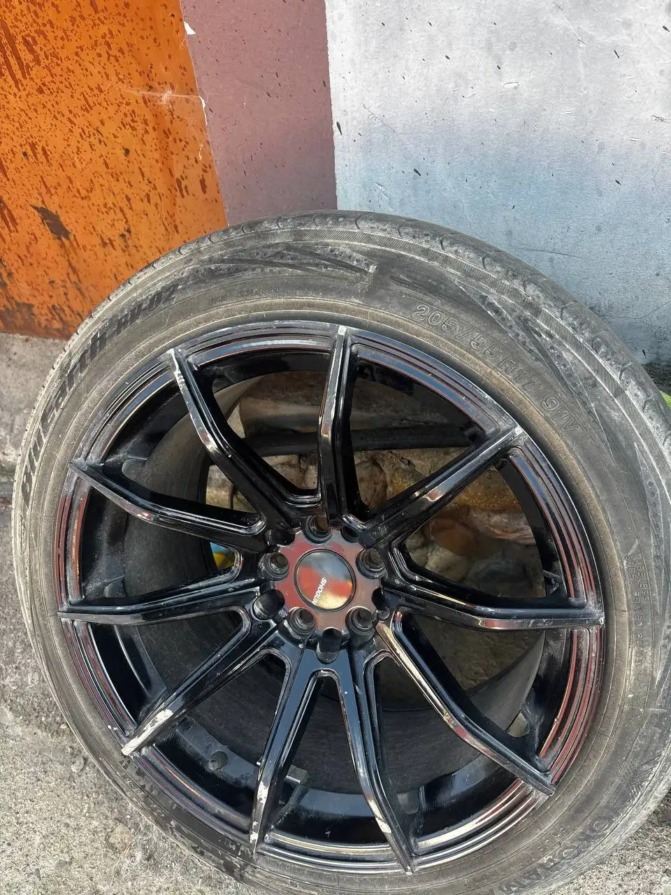Продам литье Shogun S10 R17 с летней резиной в Уссурийске - Диски (Запчасти) в Уссурийск