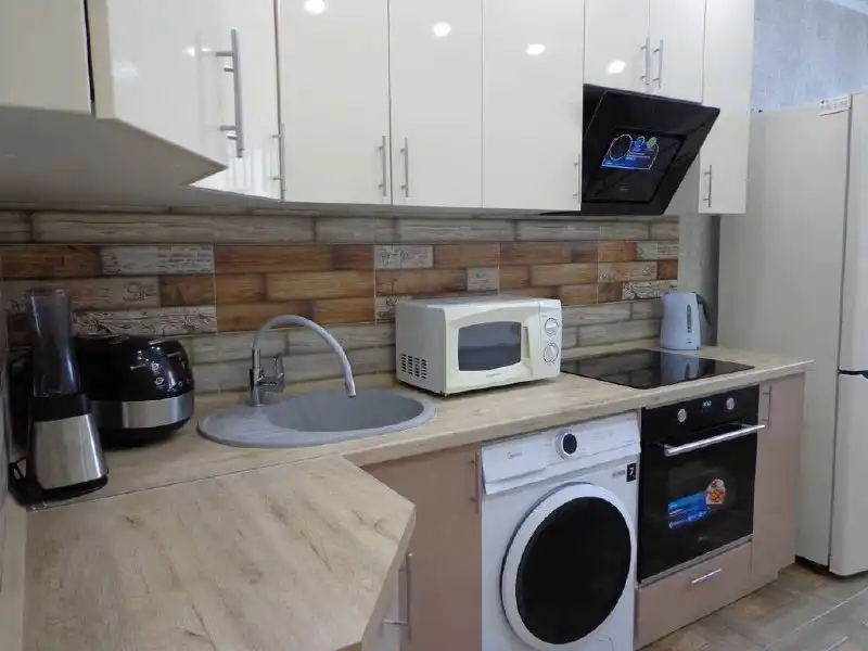 Сдам однокомнатную квартиру на Мельникайте 109/1 - Аренда (Недвижимость) в Тюмень