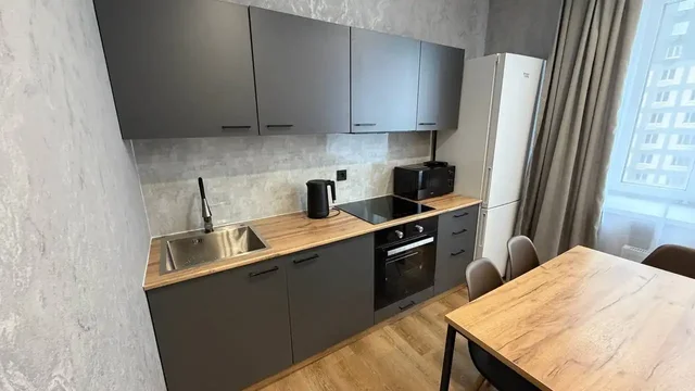 Сдам 1-ку ЖК Спасская, дизайнерский ремонт - Дома в Тюмень