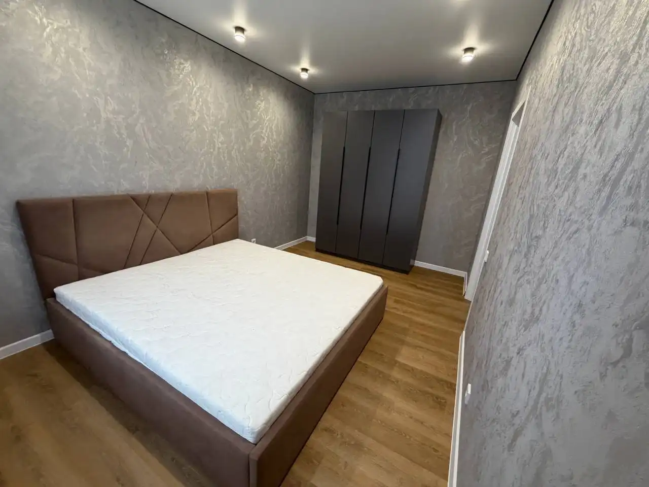 Сдам 1-ку ЖК Спасская, дизайнерский ремонт - Аренда (Недвижимость) в Тюмень