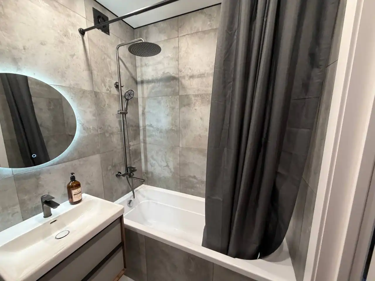 Сдам 1-ку ЖК Спасская, дизайнерский ремонт - Аренда (Недвижимость) в Тюмень