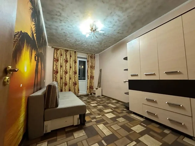 Сдам 3-комнатную квартиру на ул. 30 лет Победы - Коммерческая недвижимость в Тюмень