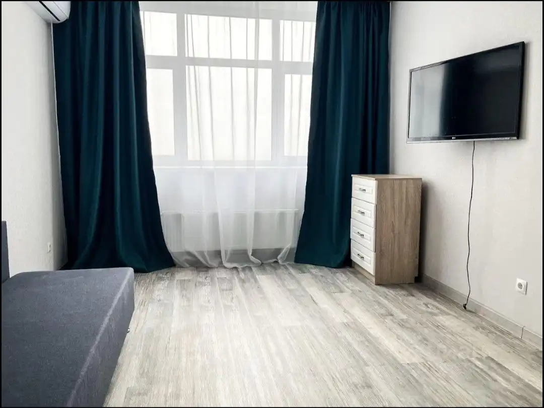 Студия 26.6 кв.м в ЖК Звёздный Т. Чаркова 91