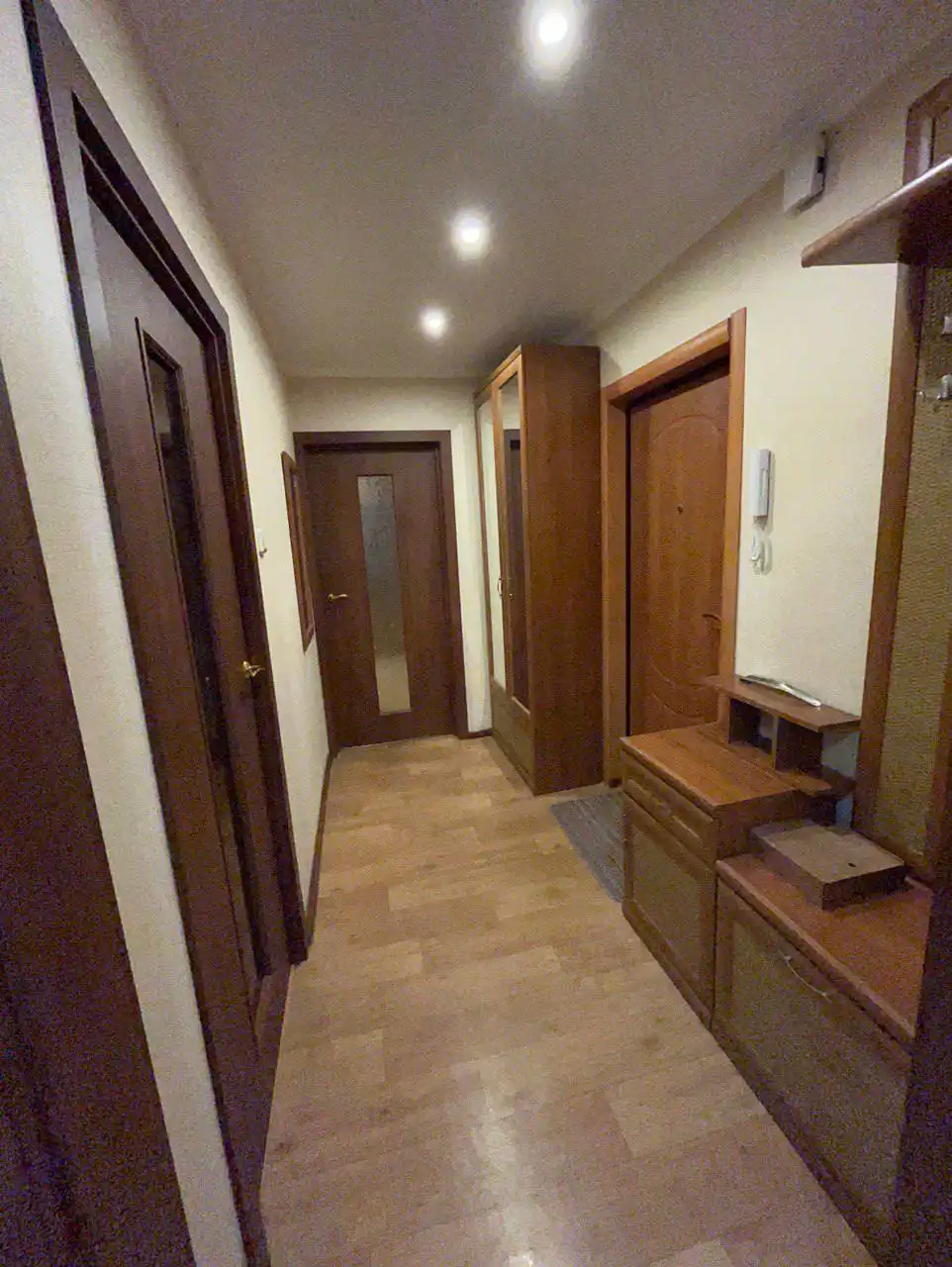 Сдается 2-комнатная квартира с мебелью в Тюмени - Аренда (Недвижимость) в Тюмень