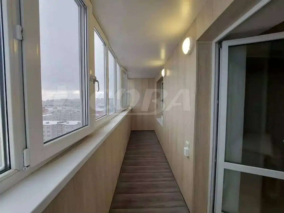 Продам уютную однокомнатную квартиру - Квартиры (Недвижимость) в Тюмень