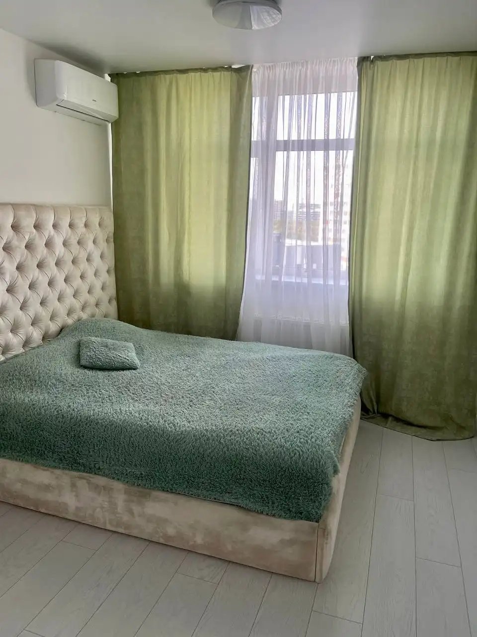 Студия посуточно в ЖК Колумб, Тюмень - Аренда посуточно (Недвижимость) в Тюмень