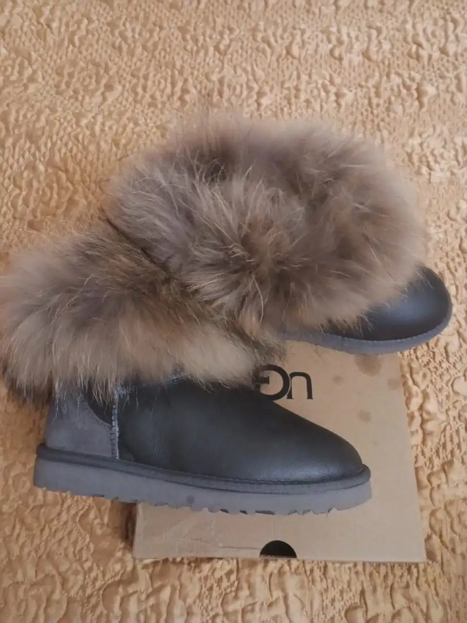 Новые UGG из натуральных материалов