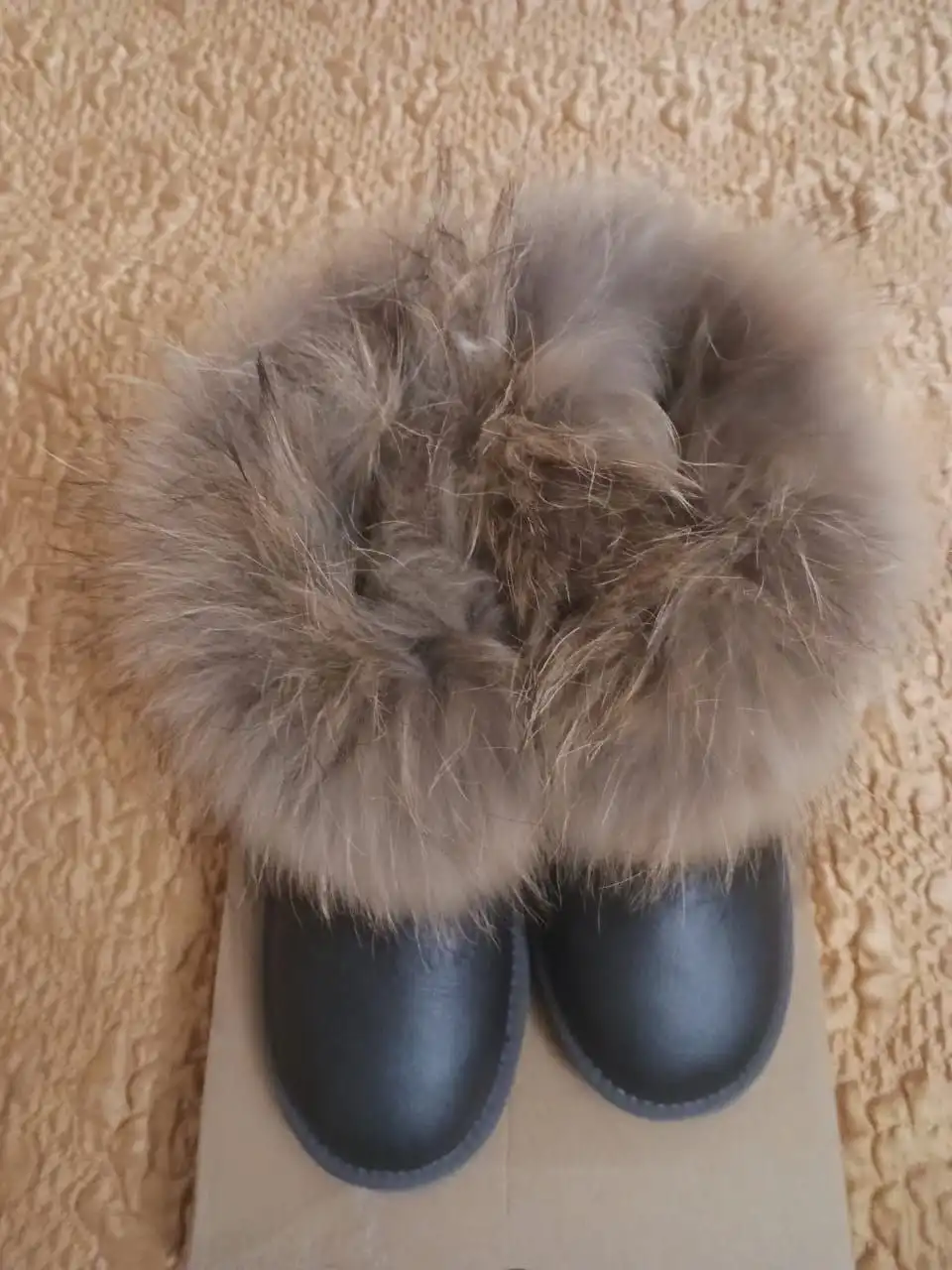 Новые UGG из натуральных материалов