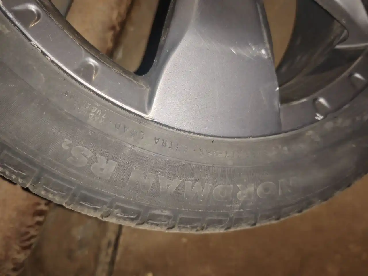 Колеса в сборе зимняя резина 215/55/R17 с Субару Оутбэк