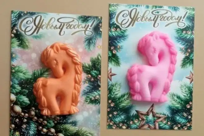 Сувенирное мыло на открытке