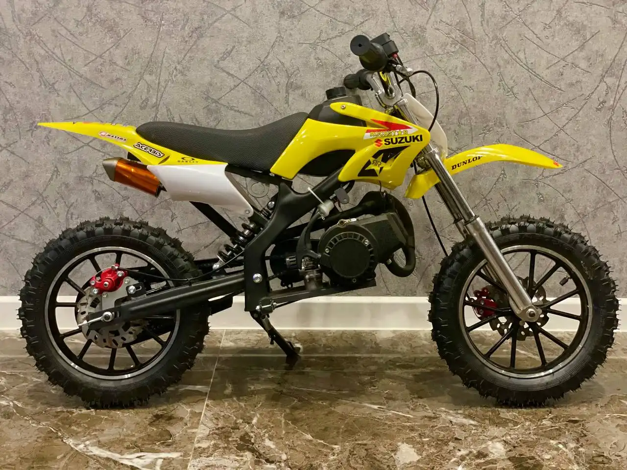 Детский бензиновый мотоцикл Suzuki реплика 50 куб.см