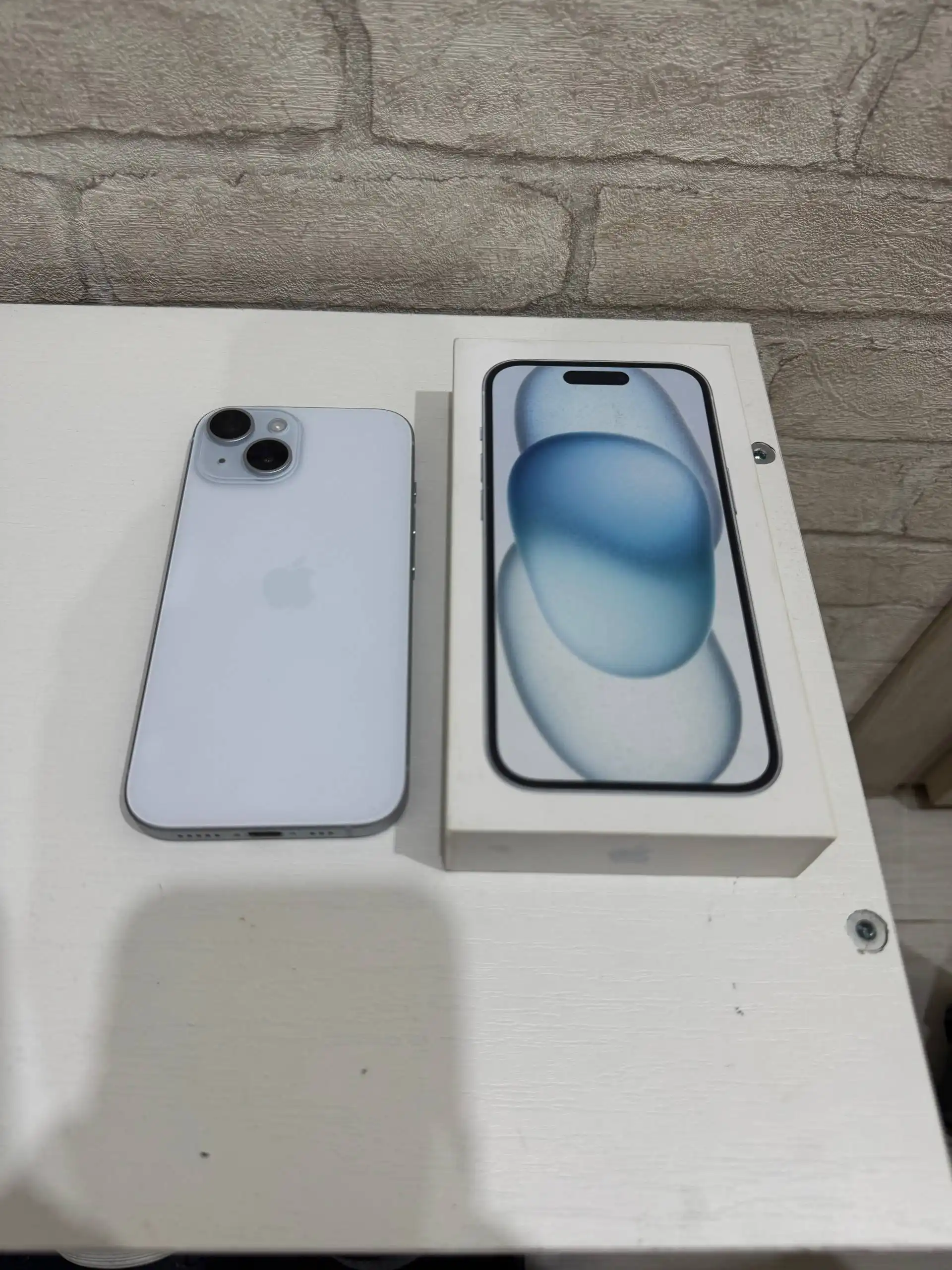 iPhone 15 128 ГБ в отличном состоянии