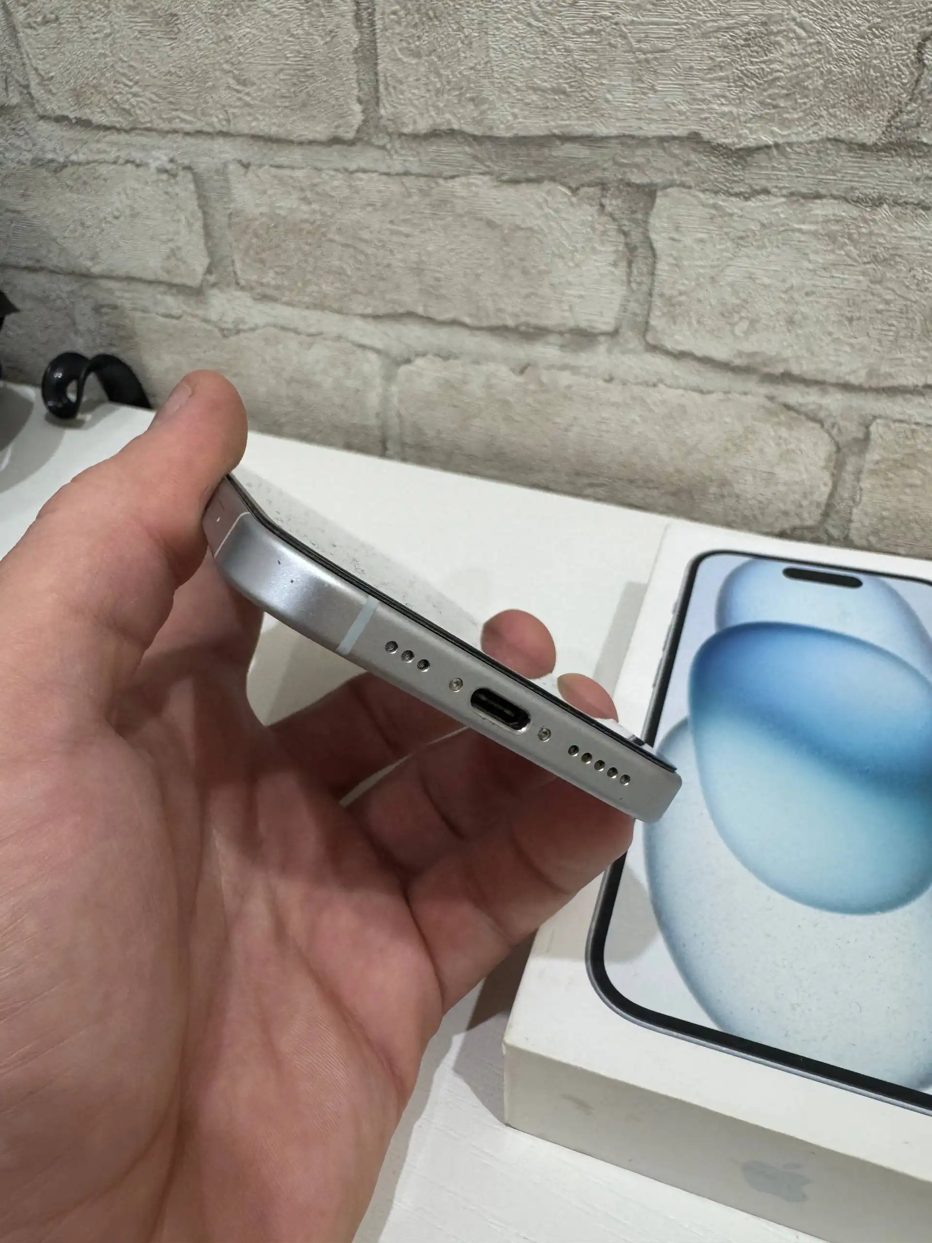 iPhone 15 128 ГБ в отличном состоянии