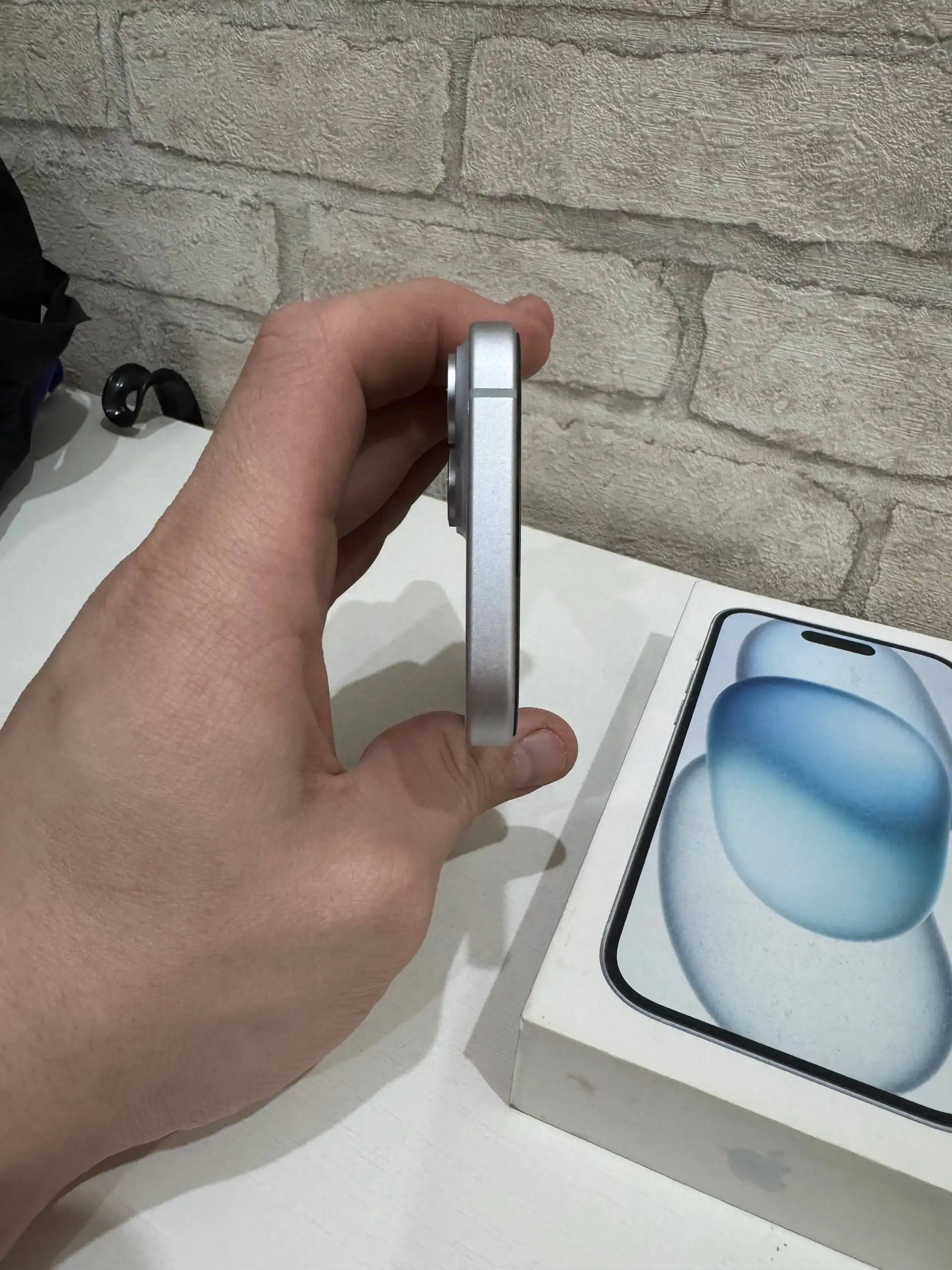 iPhone 15 128 ГБ в отличном состоянии