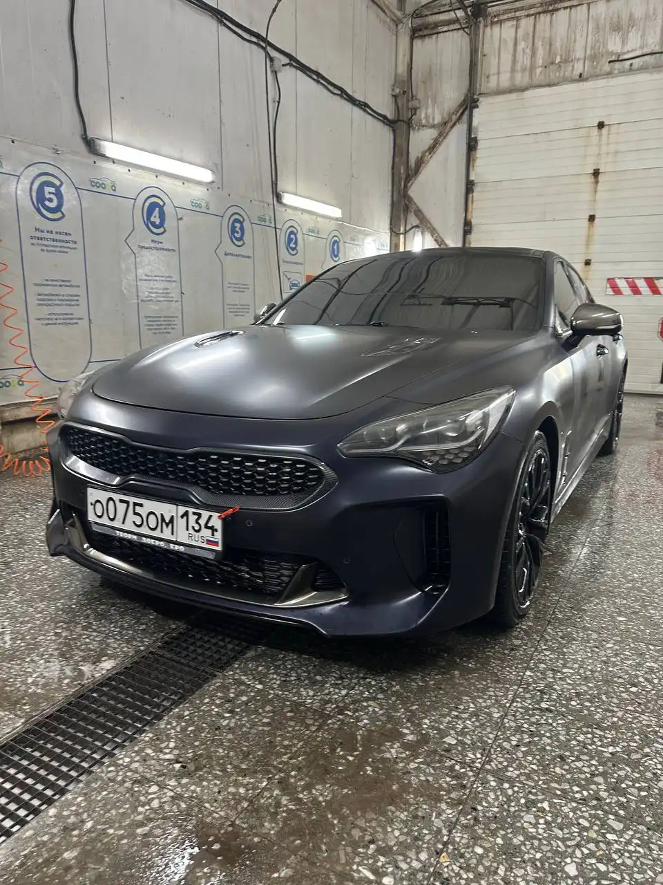 Kia Stinger в идеальном состоянии