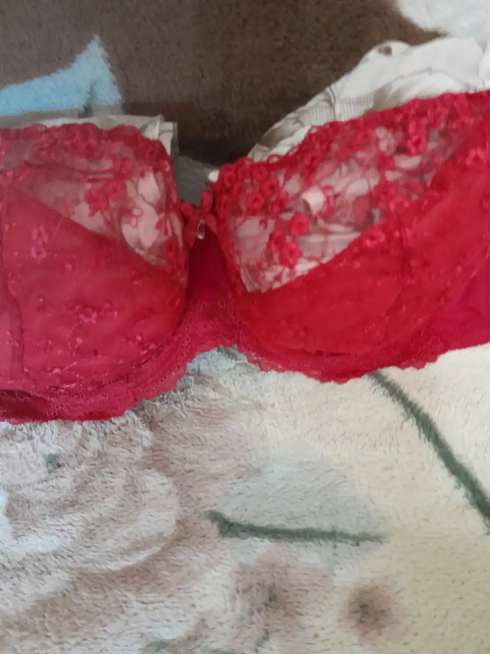 Бюстгальтеры новые и термоспот в Подольске