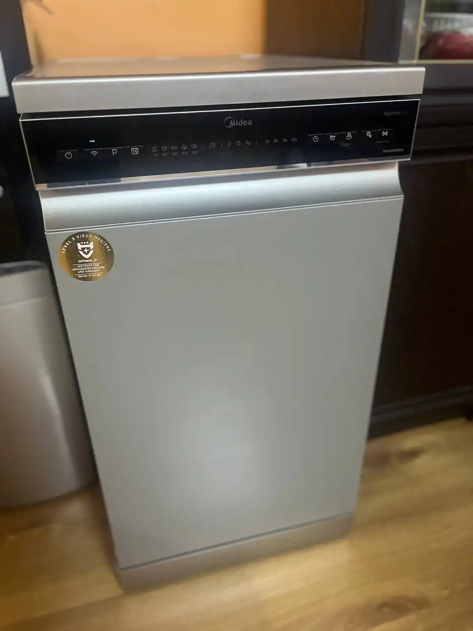 Продажа товара с малым использованием из-за переезда