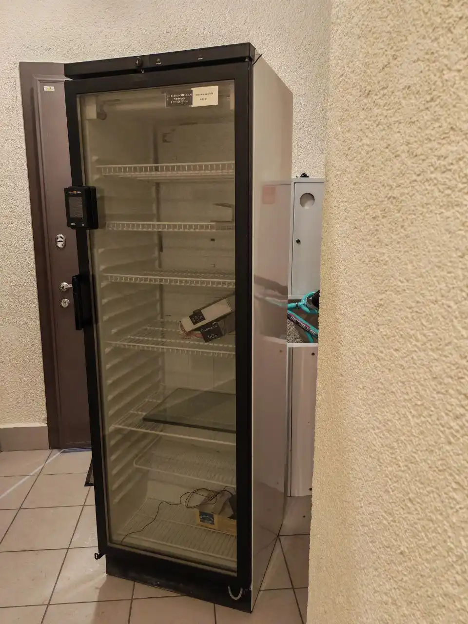 Немецкий холодильник ветрина - Холодильники (Для дома и дачи) в Подольск