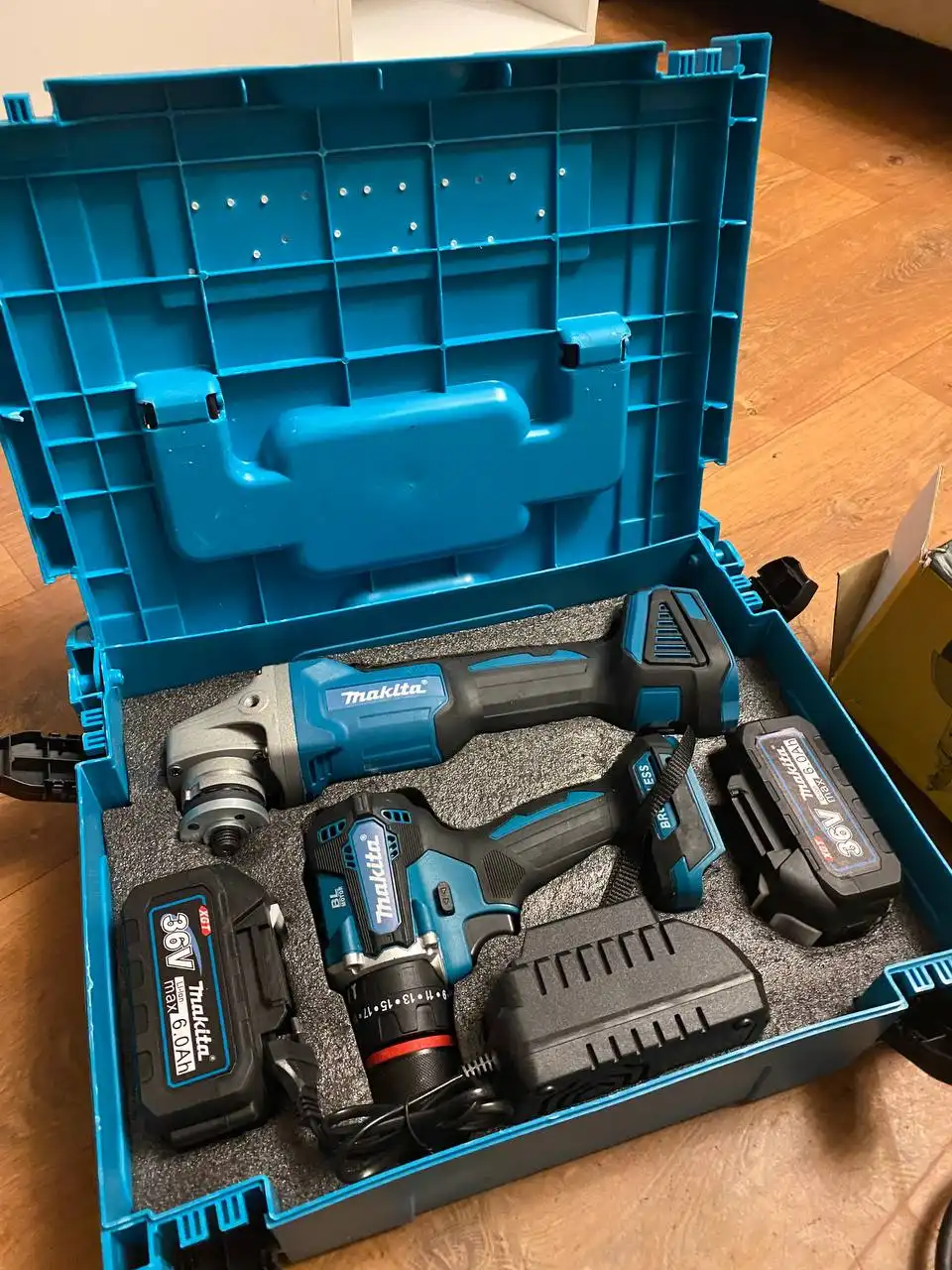 Продажа наборов инструментов DeWalt и Makita - Инструменты (Готовый бизнес и оборудование) в Подольск