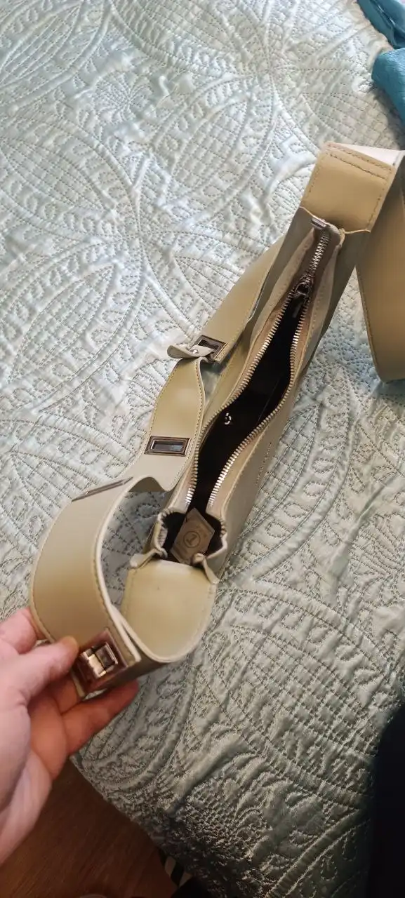 Сумки в идеальном состоянии - Сумки (Одежда) в Подольск