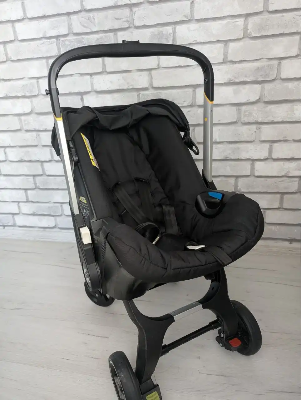 Продажа коляски-автолюльки 4 в 1 Foo Foo Vinng - Коляски и автолюльки (Товары для детей) в Климовск