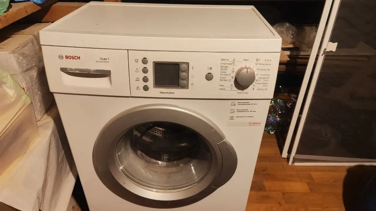 Стиральная машина под ремонт или на запчасти - Бытовая техника (Электроника) в Подольск