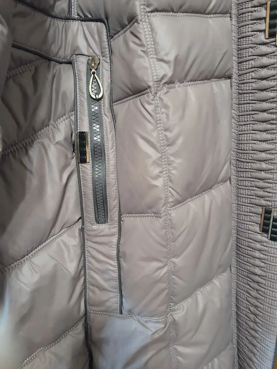 Продажа зимнего пальто и часов - Верхняя одежда (Одежда) в Подольск