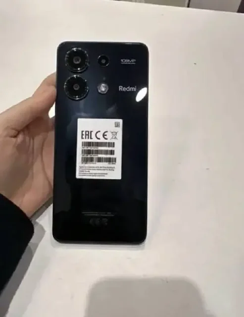 Продам смартфон черный б/у - Смартфоны в Подольск