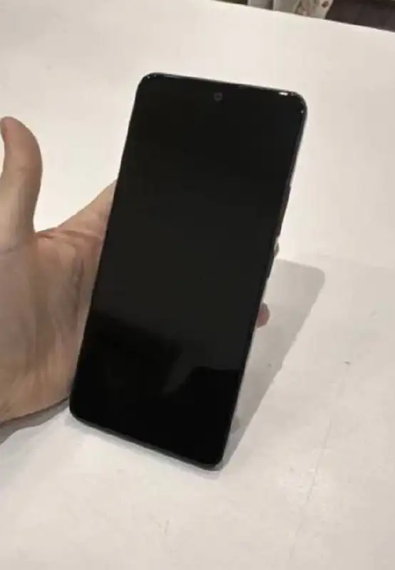 Продам смартфон черный б/у - Смартфоны (Электроника) в Подольск