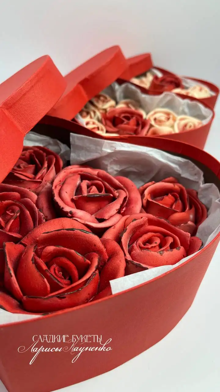 Стильные коробки в форме сердца с зефирными розами ручной работы - Подарки (Хобби и отдых) в Подольск