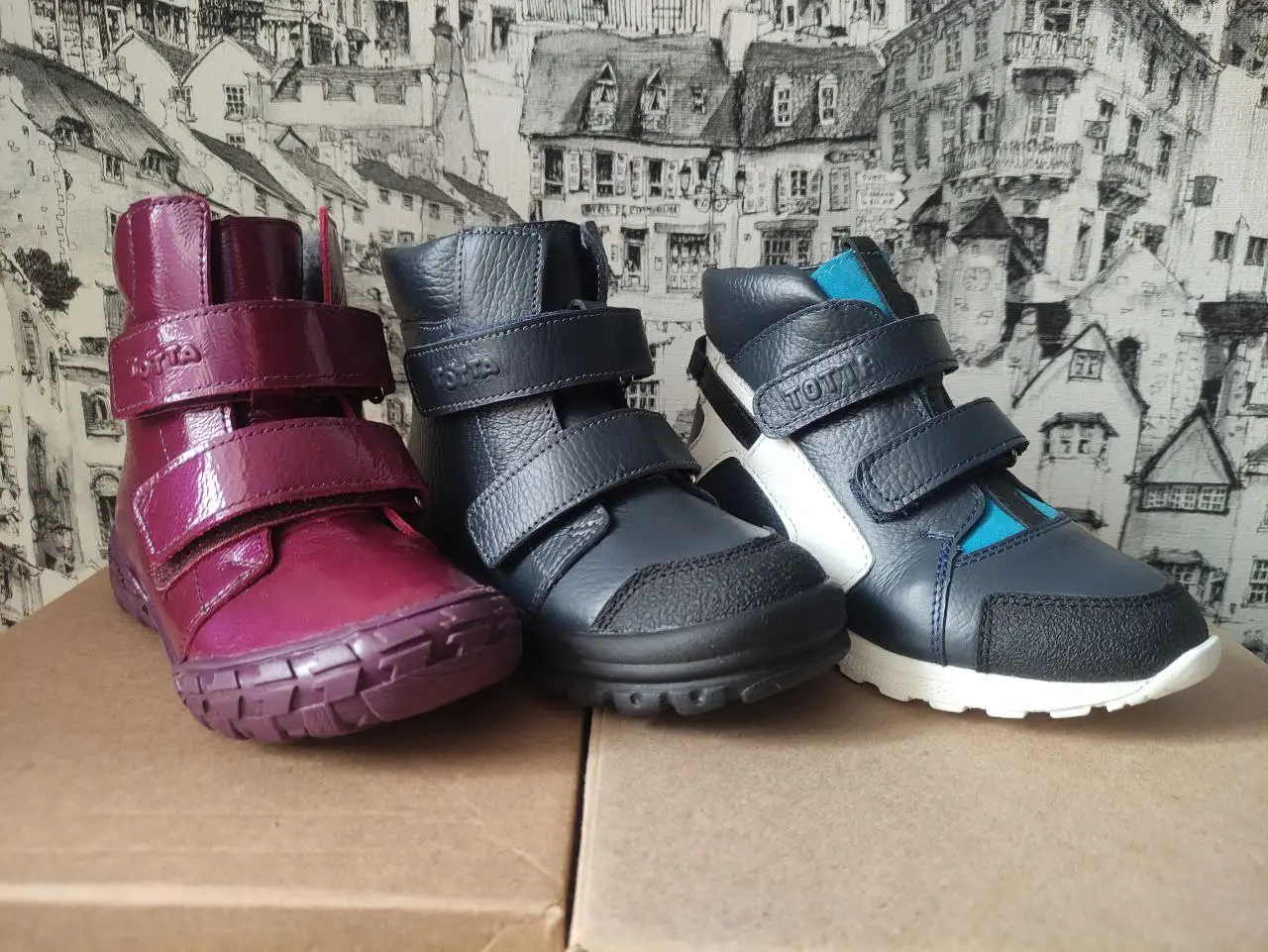 Детская обувь Тотта и Элегами новая отличного качества - Обувь (Товары для детей) в Подольск