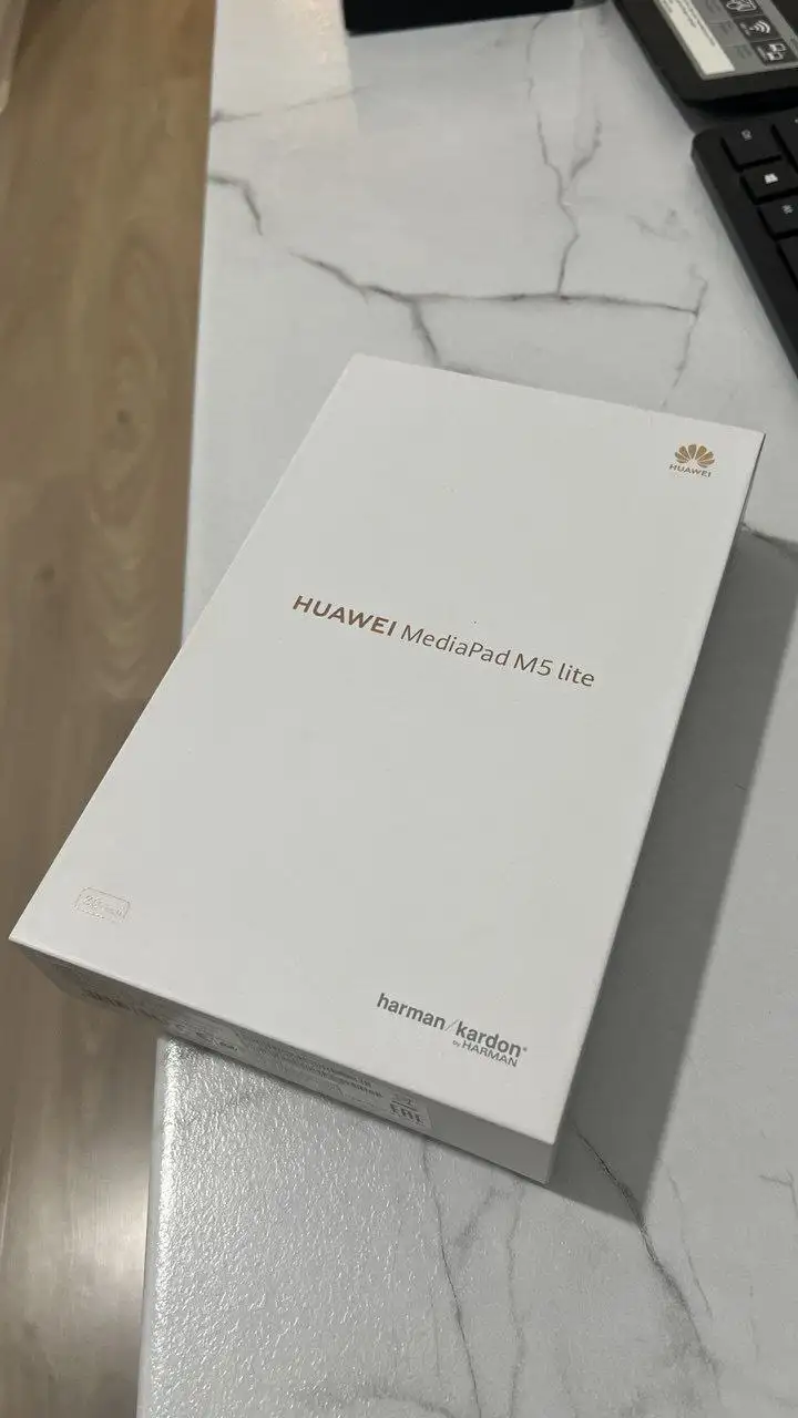 Планшет Huawei MediaPad M5 Lite 8" 32GB с замененным экраном - Планшеты (Электроника) в Подольск