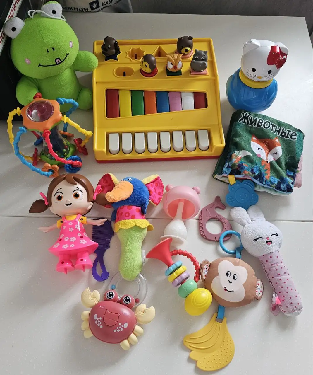 Игрушки и обувь для девочки - Игрушки и обувь (Товары для детей) в Подольск