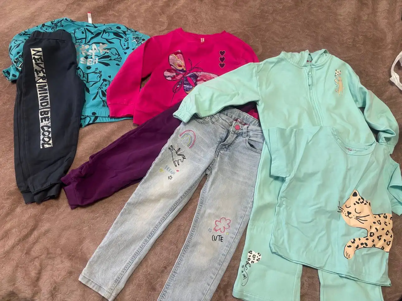 Одежда для девочки 2 пакета рост 104-110 - Одежда (Товары для детей) в Подольск