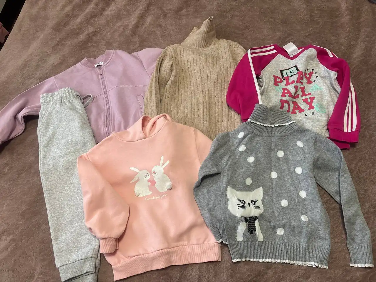 Одежда для девочки 2 пакета рост 104-110 - Одежда (Товары для детей) в Подольск