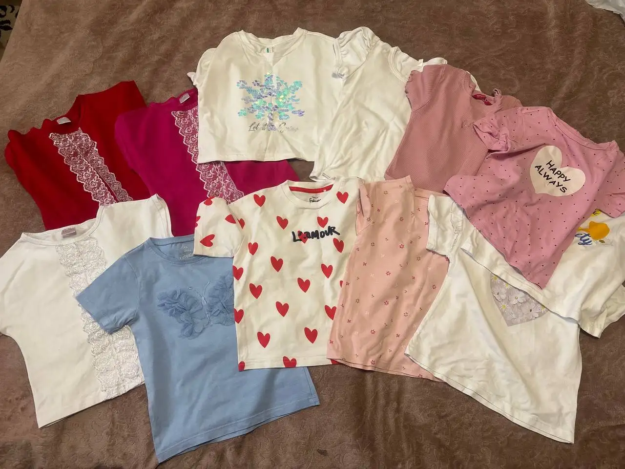 Одежда для девочки 2 пакета рост 104-110 - Одежда (Товары для детей) в Подольск