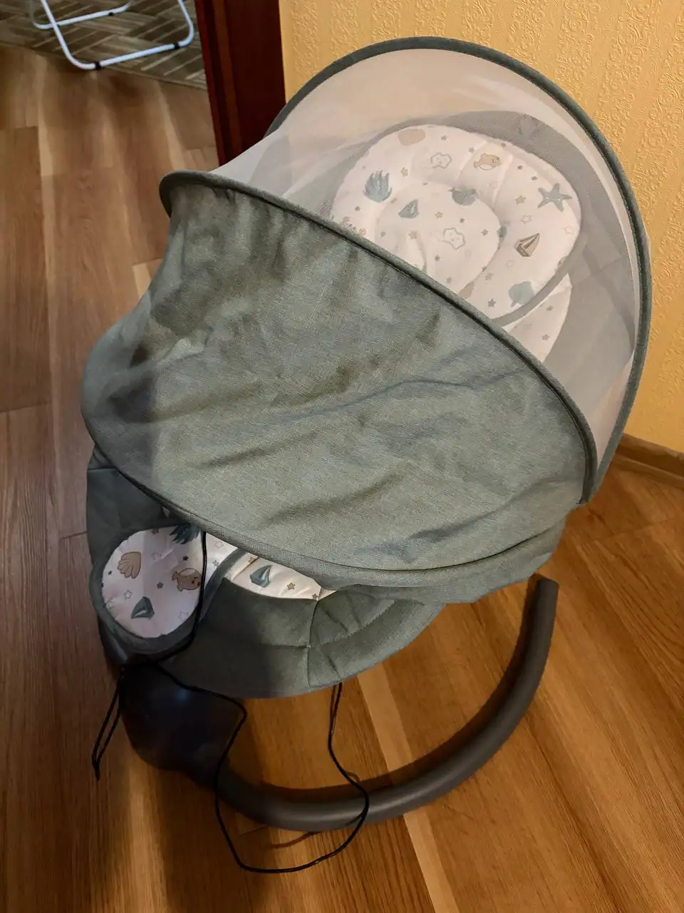 Кроватка CAM Cullami и электрокачели б/у - Детская мебель и аксессуары (Товары для детей) в Климовск