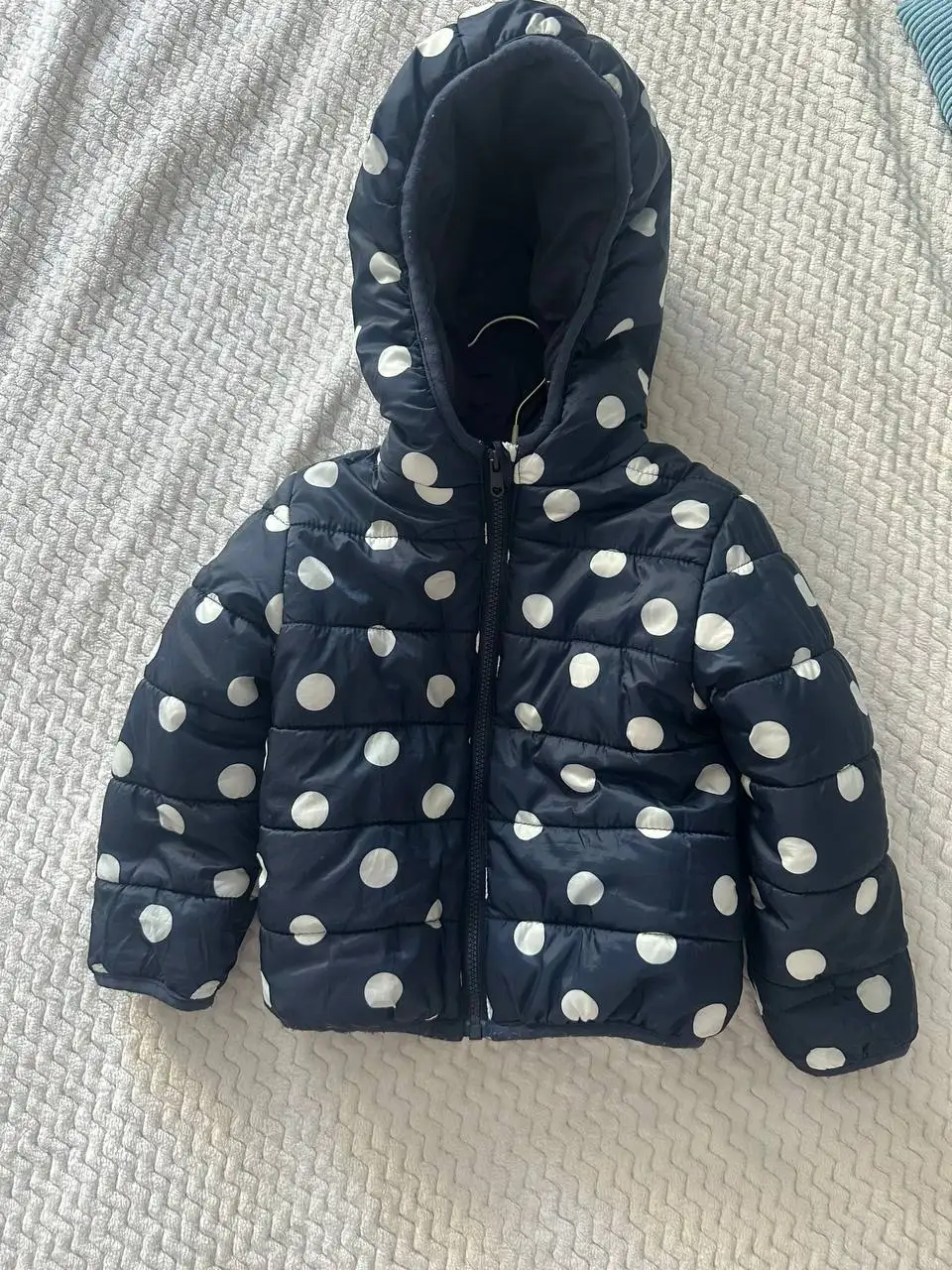 Продажа курток в Климовске - Верхняя одежда (Одежда) в Климовск