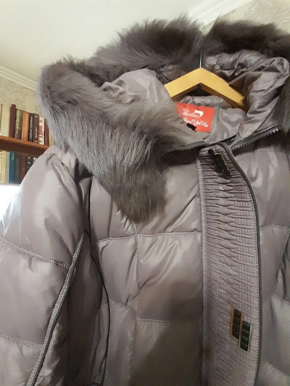 Продажа зимнего пальто и часов - Верхняя одежда (Одежда) в Подольск