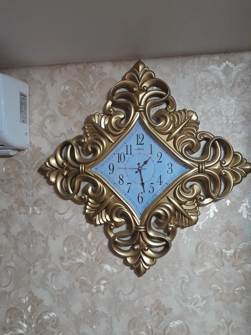 Продажа зимнего пальто, часов и самоката - Барахолка в Подольск