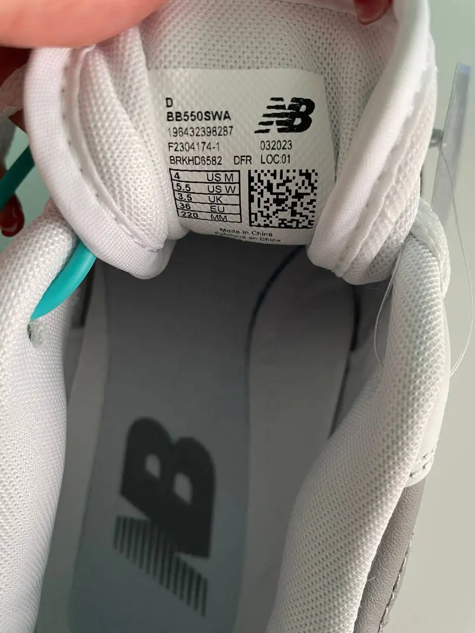 Продажа кроссовок New Balance 550 - Обувь (Одежда) в Москва