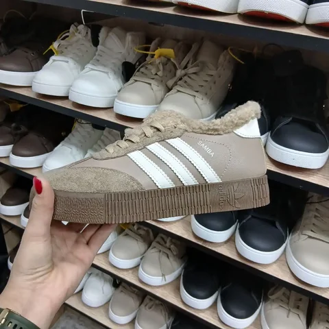 Зимняя одежда и обувь в Кировском - частное объявление в Кировское