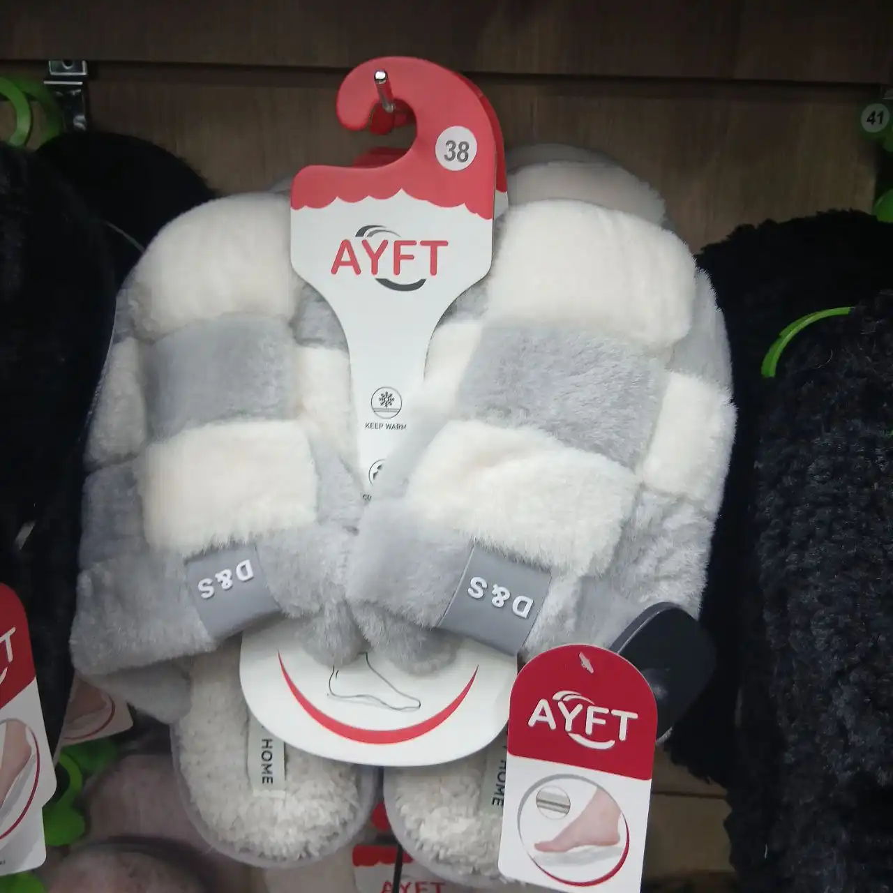 Одежда и обувь б/у разных размеров