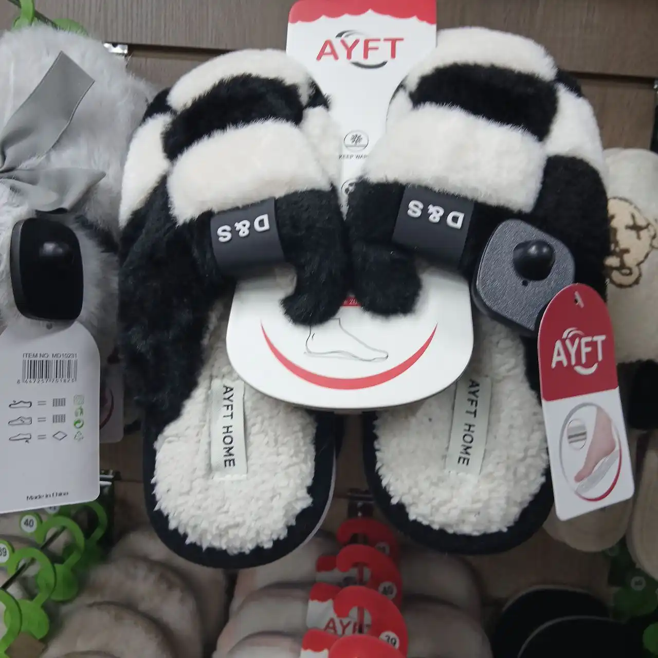 Одежда и обувь б/у разных размеров